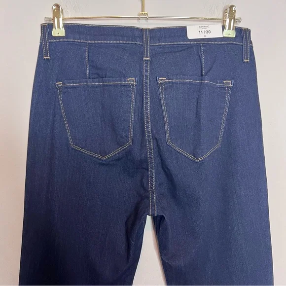 NWT JUDY BLUE Super Flare High Waist Jeans. Size 11/30